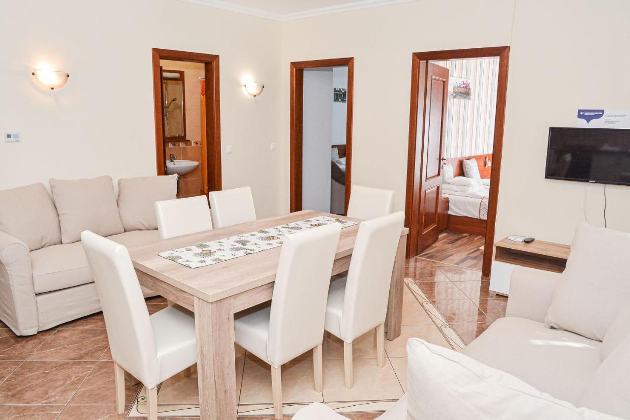 Apartman Ottó Hajdúszoboszló Exteriör bild