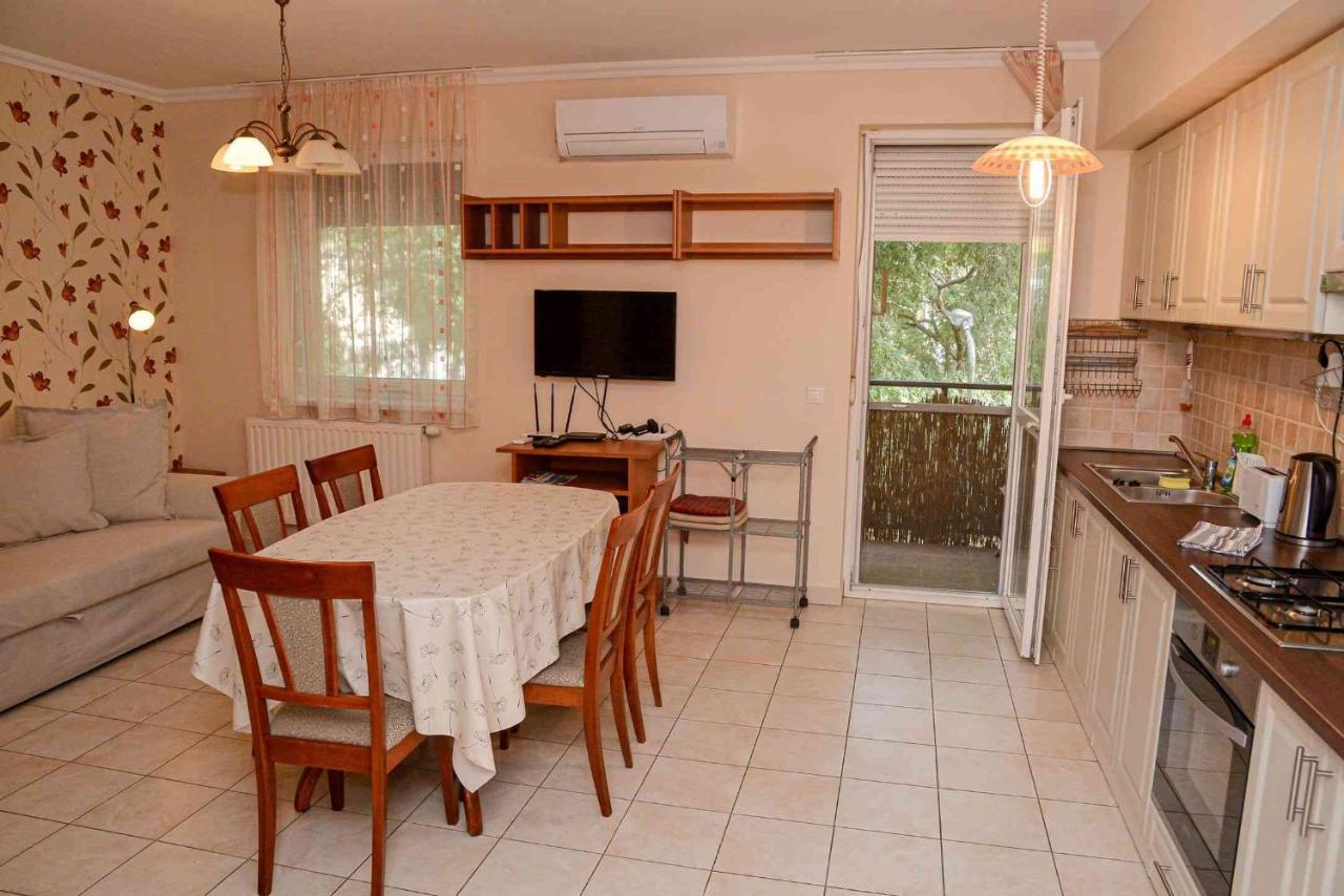 Apartman Ottó Hajdúszoboszló Exteriör bild