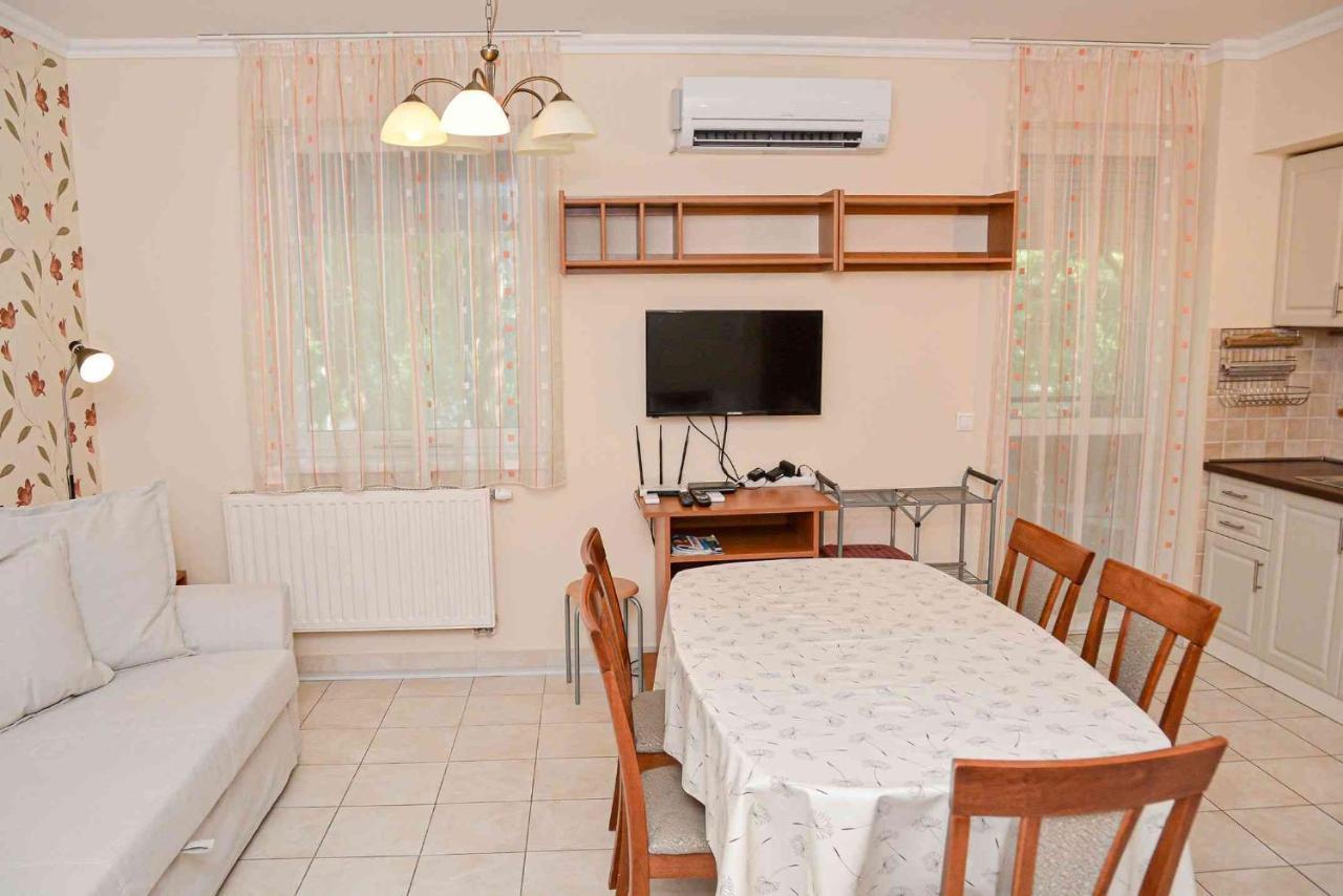 Apartman Ottó Hajdúszoboszló Exteriör bild