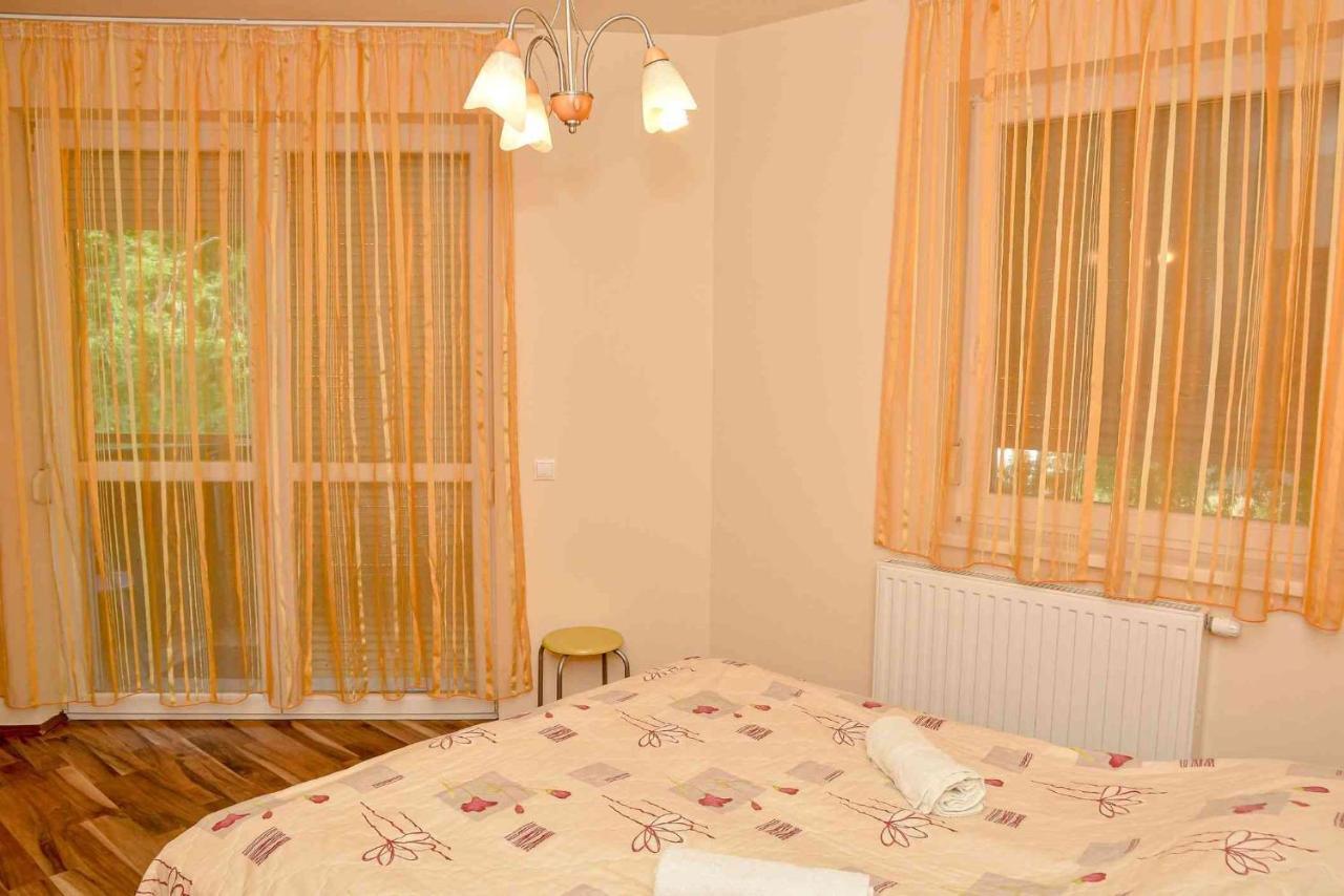 Apartman Ottó Hajdúszoboszló Exteriör bild